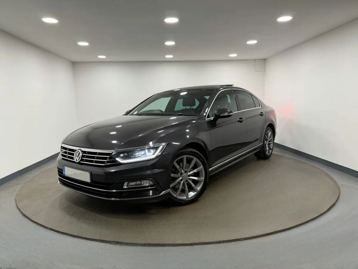 2019 Volkswagen Passat 2.0 TDI R LINE - Image 1