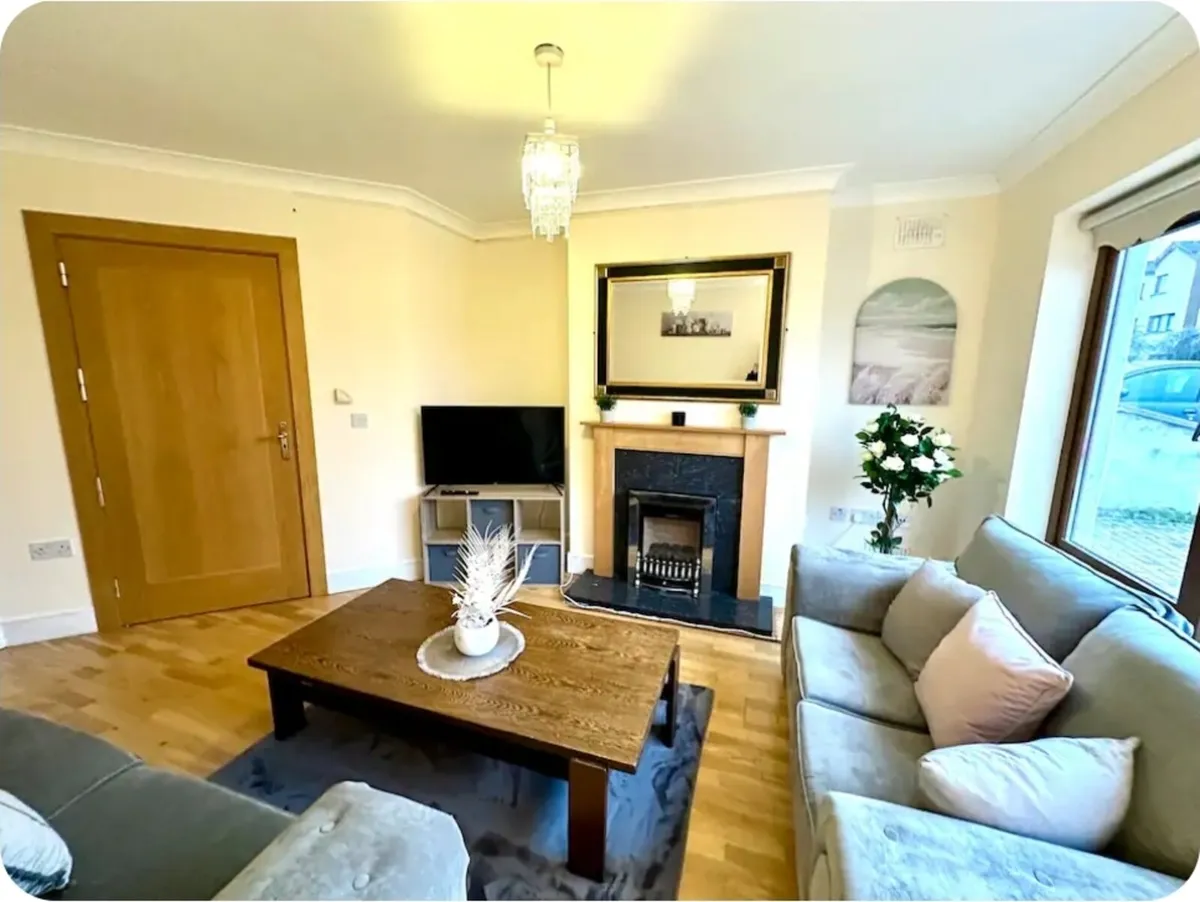 Free to take away coffee table - Image 1