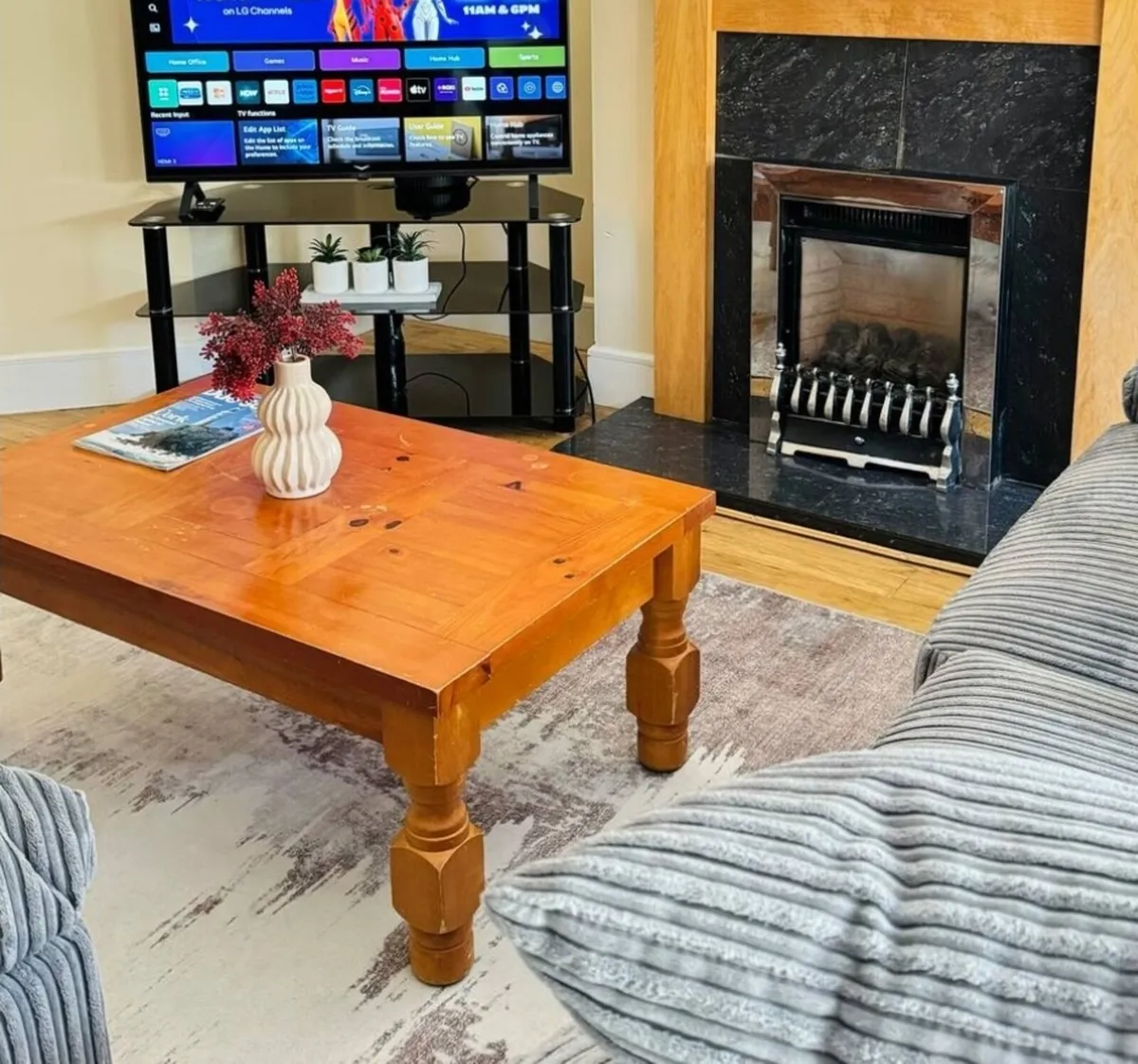 Free to take away coffee table - Image 3