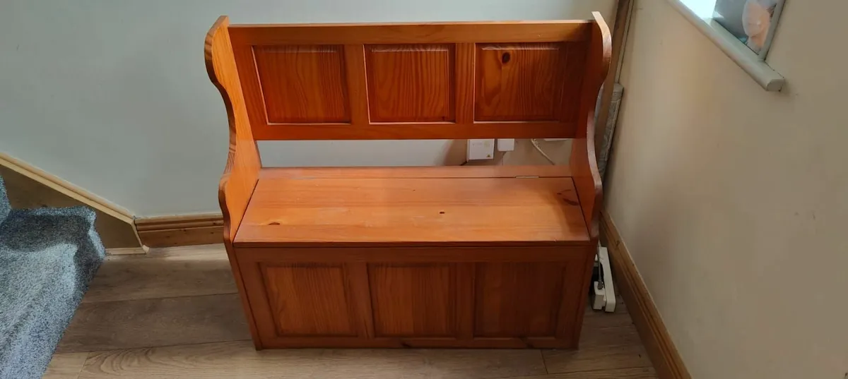 FURNITURE GIVE AWAY ( collection needed) - Image 3