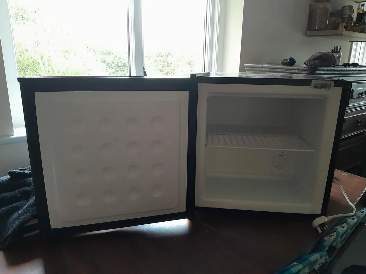 Freezer - Image 4