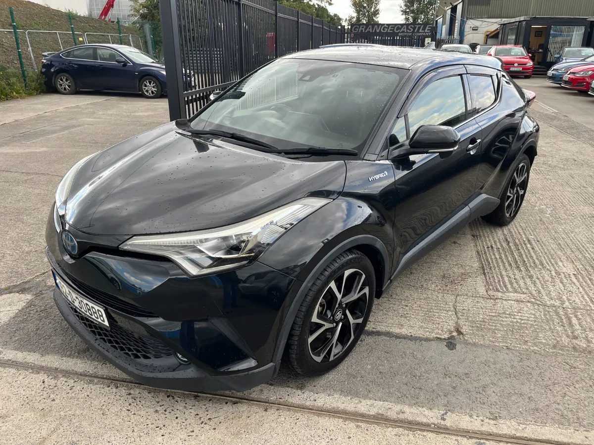 Toyota C-HR 2018, 1.8 HYBRID AUTO  HIGH SPEC - Image 3