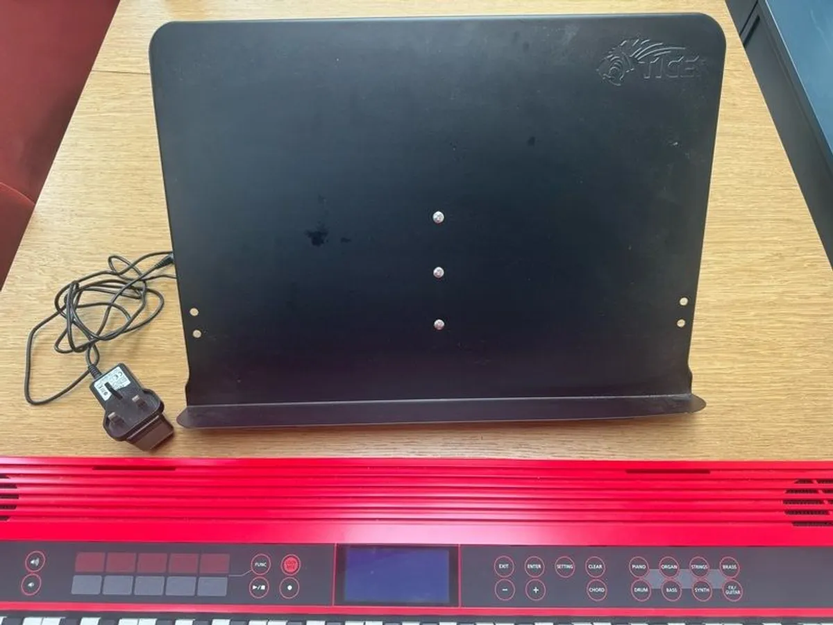 Roland Go:Keys Beginners Keyboard & Music Sheet Stand - Image 2