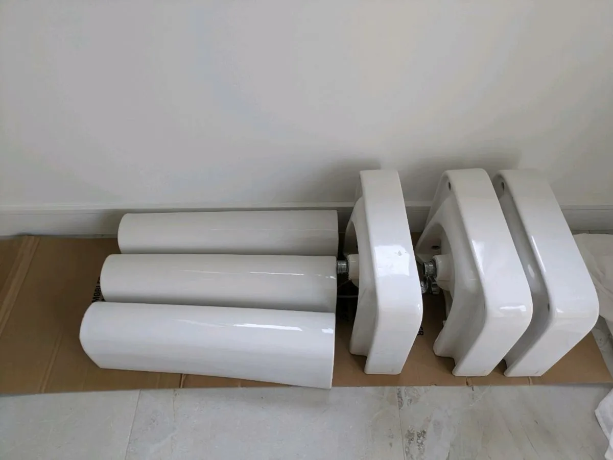 Sinks - Image 1