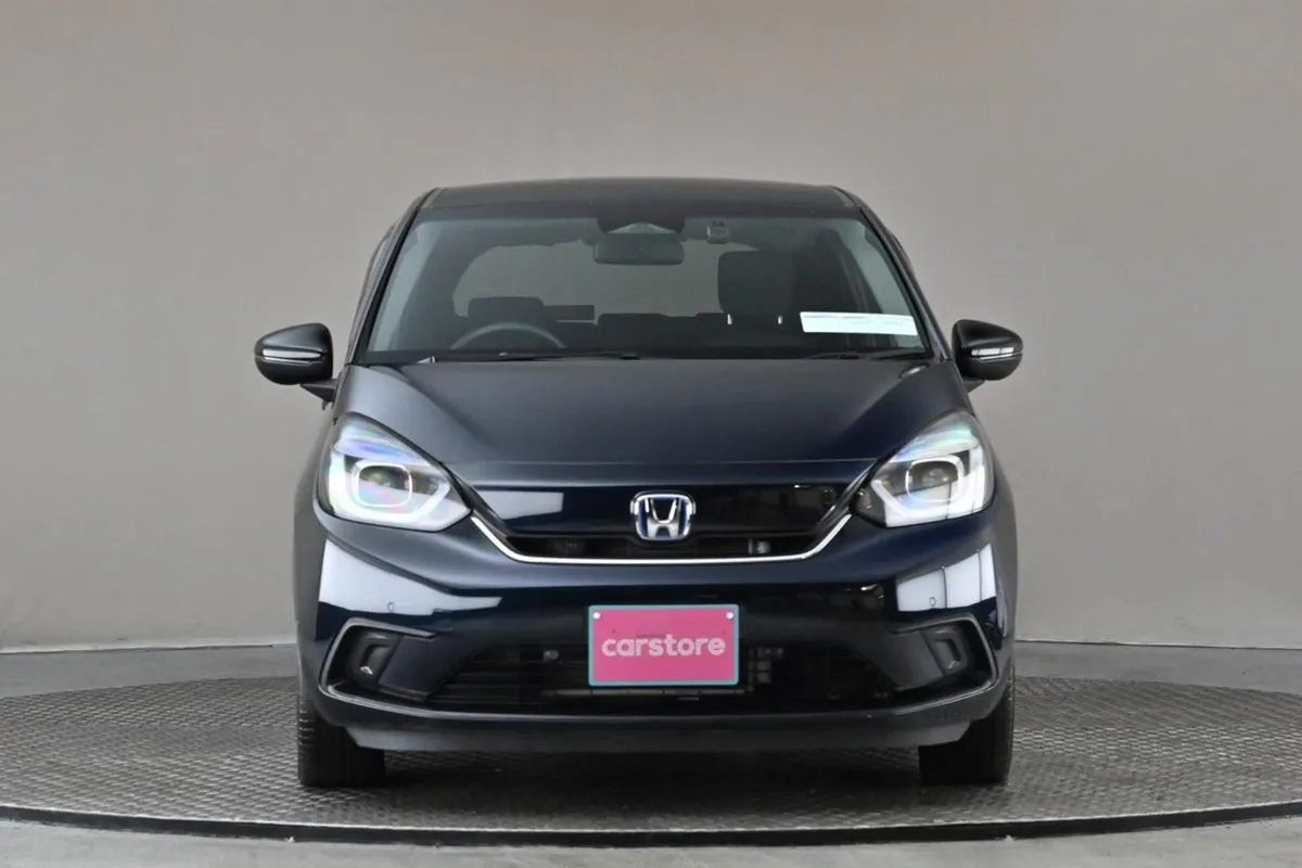 Honda Fit 1.5 109BHP HEV E-cvt  casa Edition park - Image 2