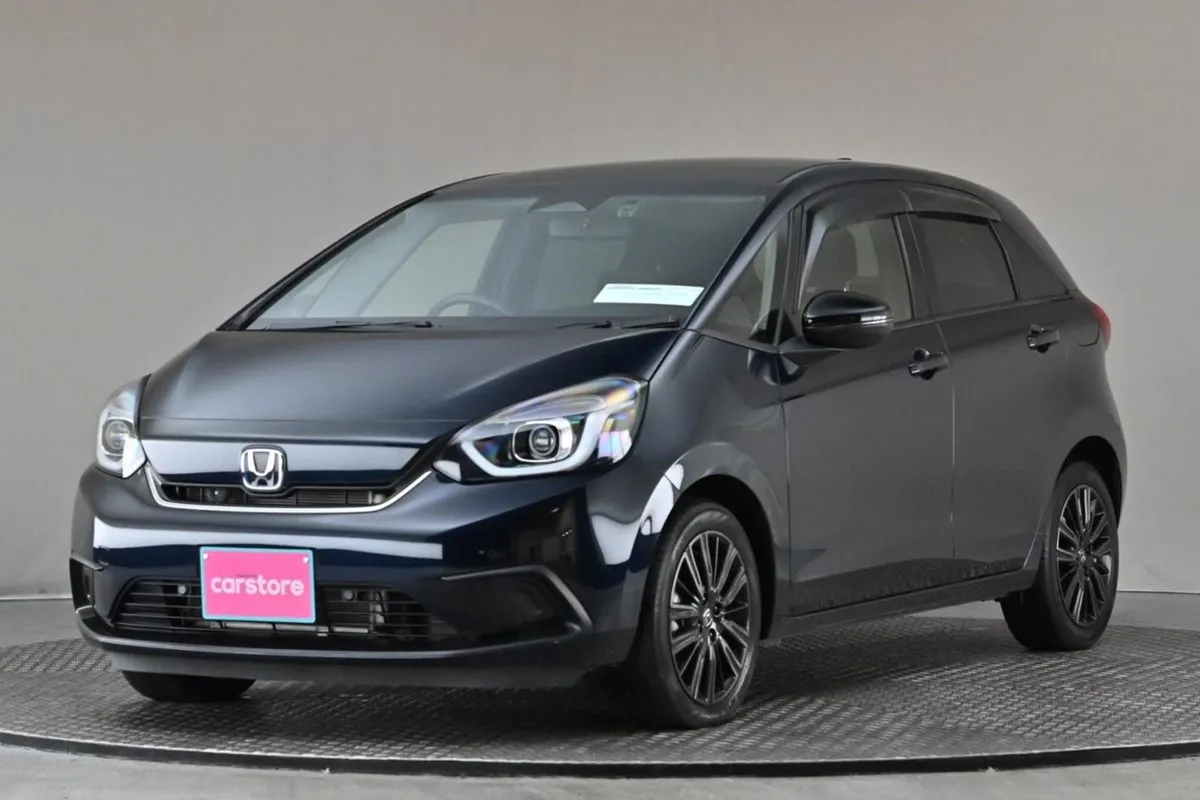 Honda Fit 1.5 109BHP HEV E-cvt  casa Edition park - Image 3