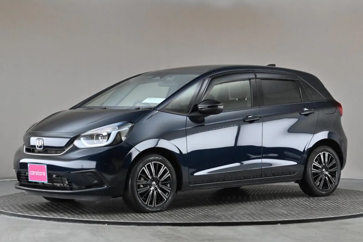 Honda Fit 1.5 109BHP HEV E-cvt  casa Edition park - Image 4