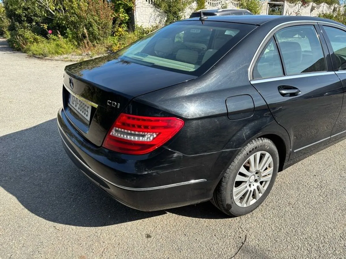 2012 Mercedes Benz C-class - Image 4