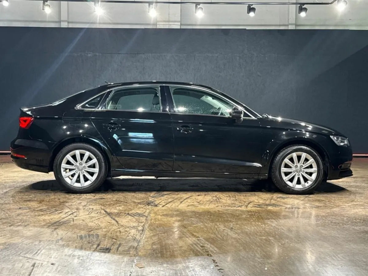 Audi A3 AUTOMATIC 1.4L TFSI - CRUISE CONTROL - Image 3