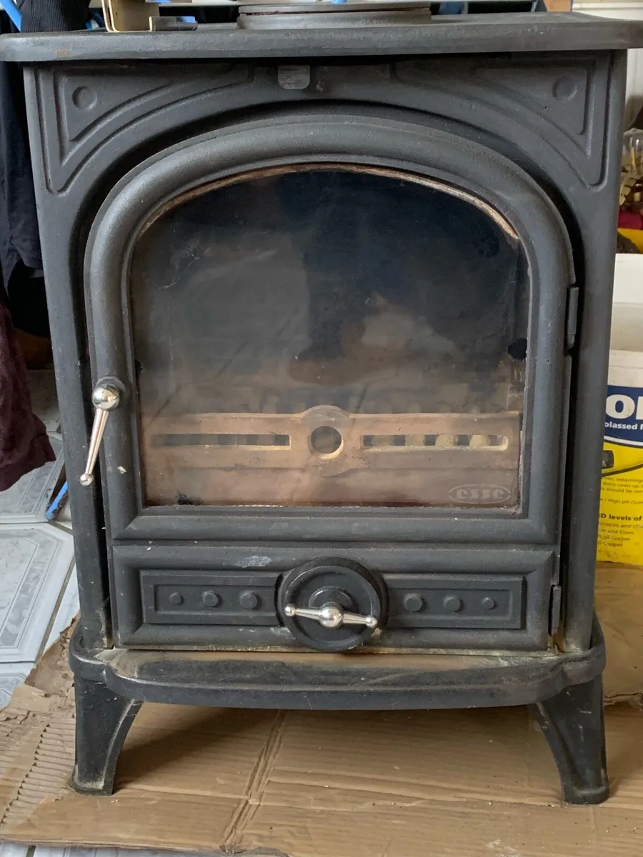 Stove - Image 1