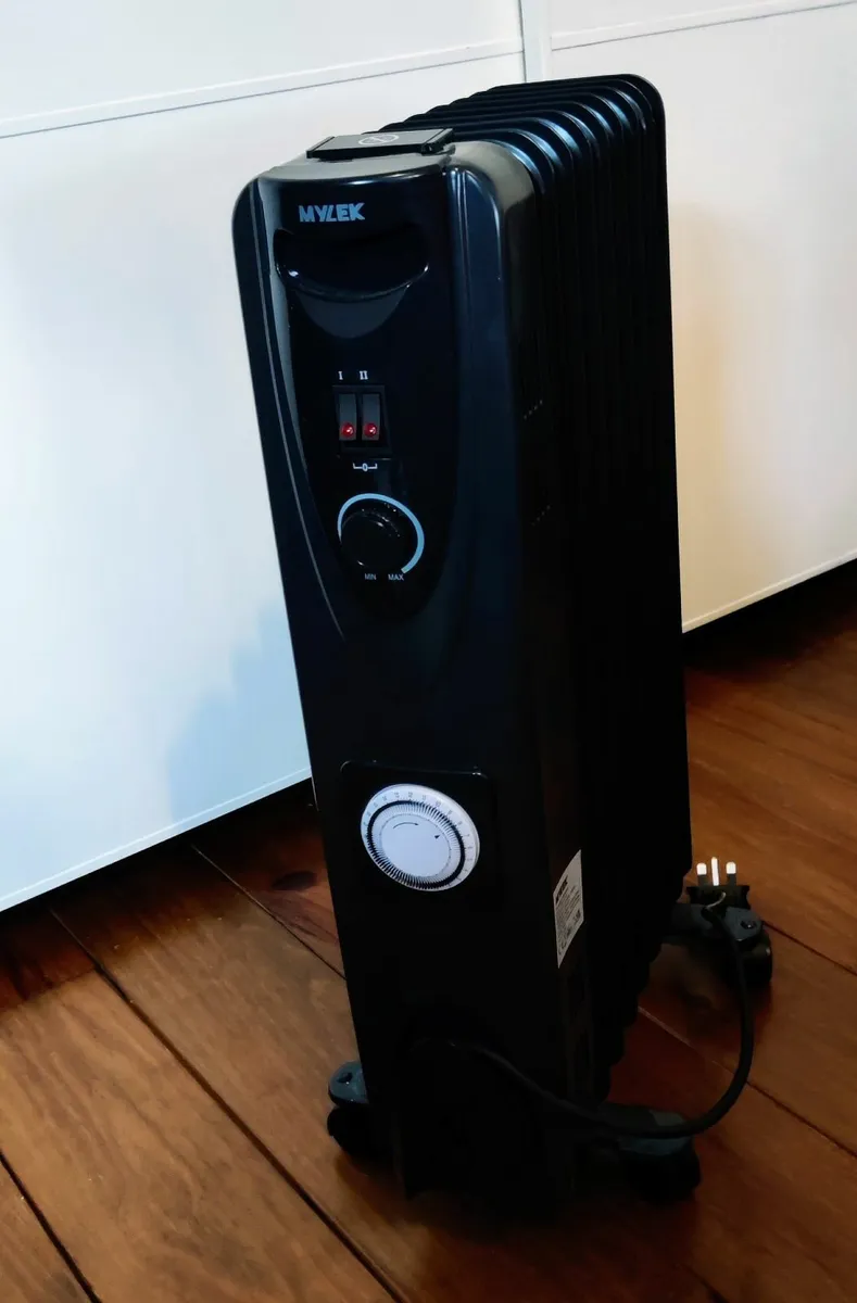 MYLEK Electric Oil Filled Radiator with Timer - Image 1