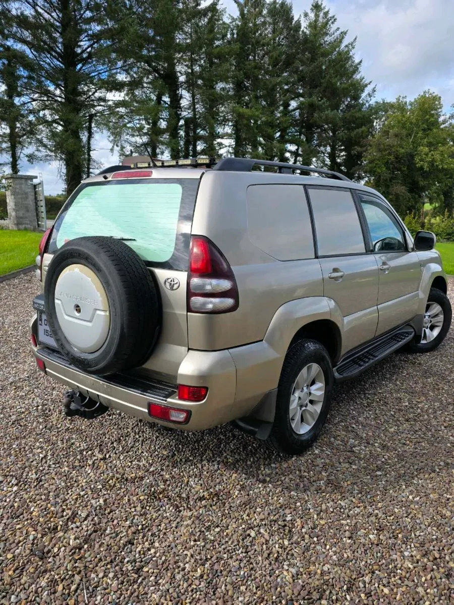 Toyota land cruiser - Image 2