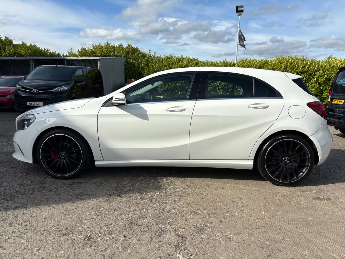 2017 MERCEDES-BENZ A180 1.5 D - Image 4