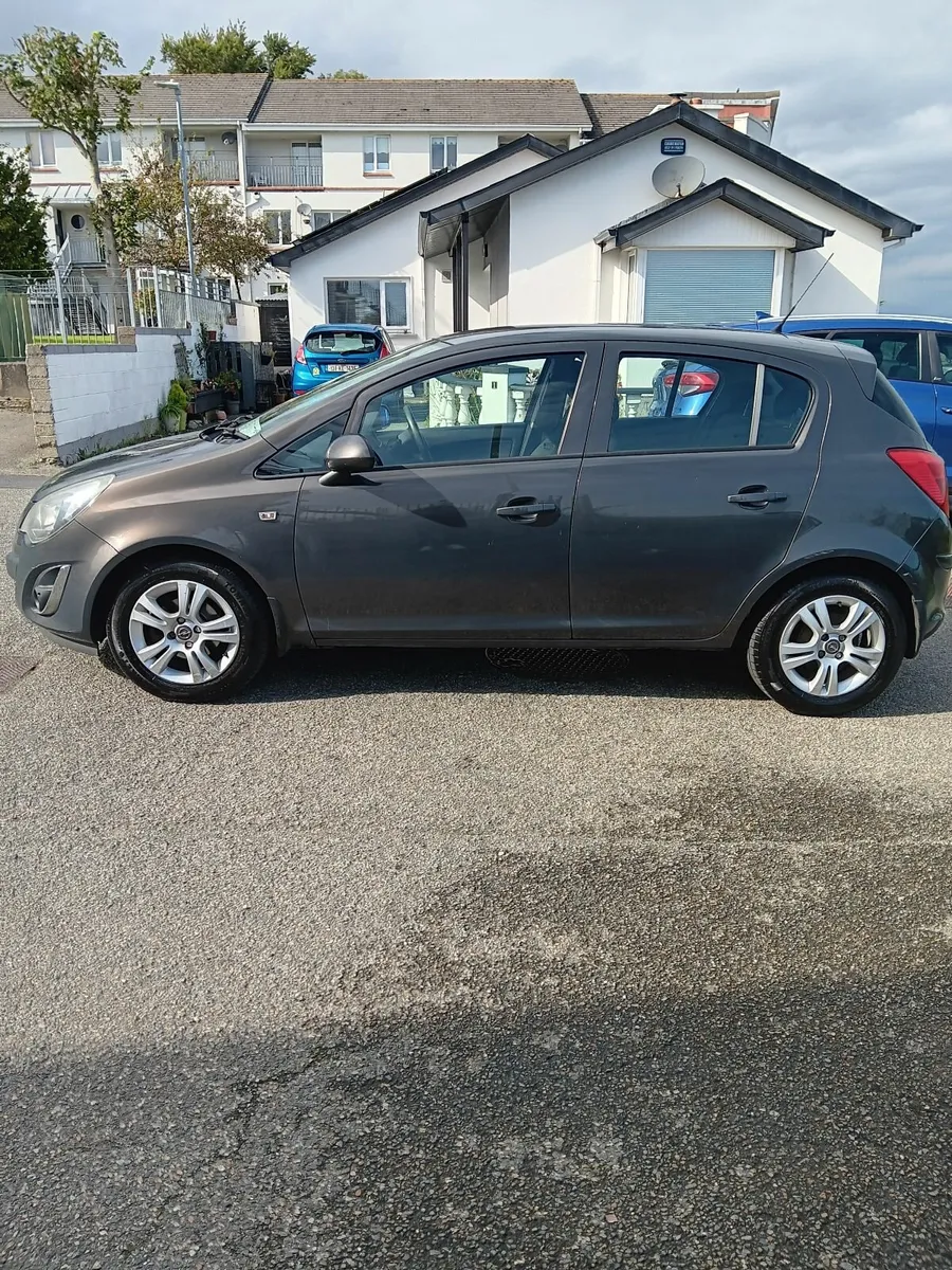 Opel Corsa 2014 - Image 2