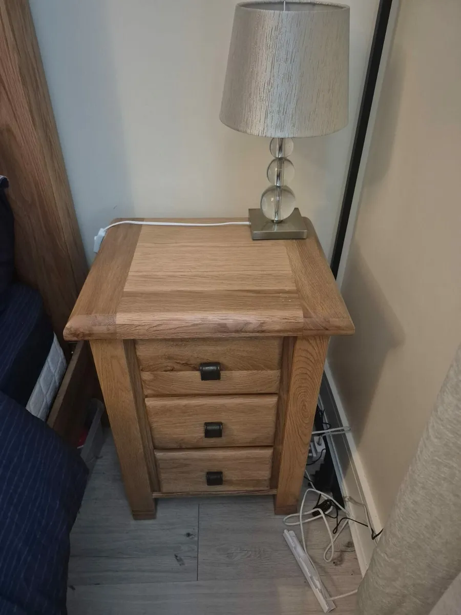 Solid wood bedside lockers x2 - Image 2