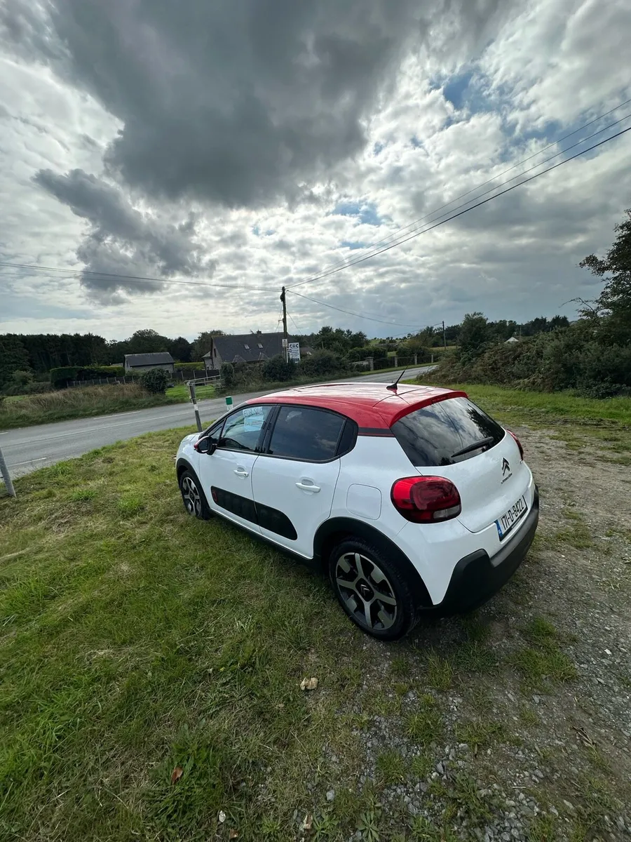 Car - Image 1