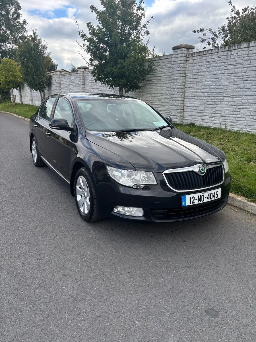 Skoda Superb CR 1.6 Diesel 5dr - Image 1