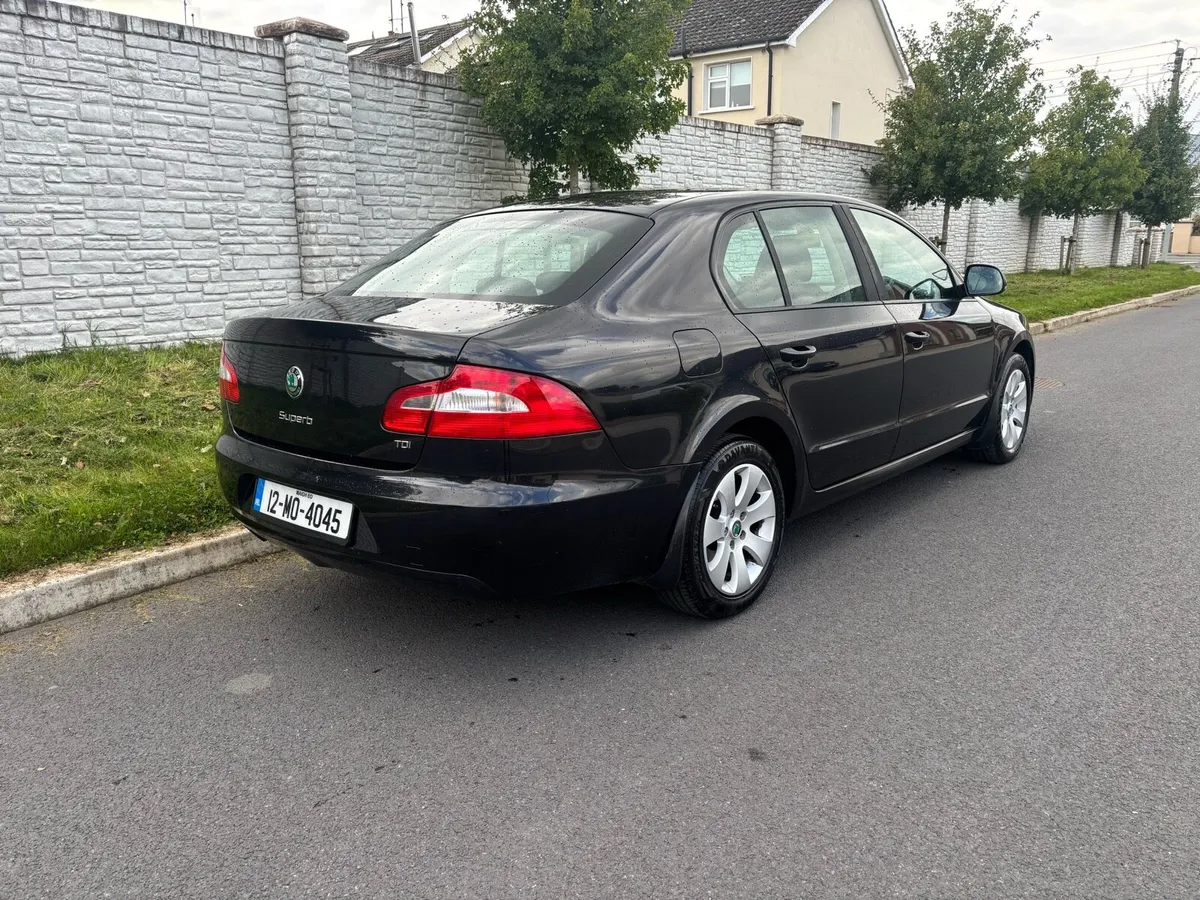 Skoda Superb CR 1.6 Diesel 5dr - Image 3