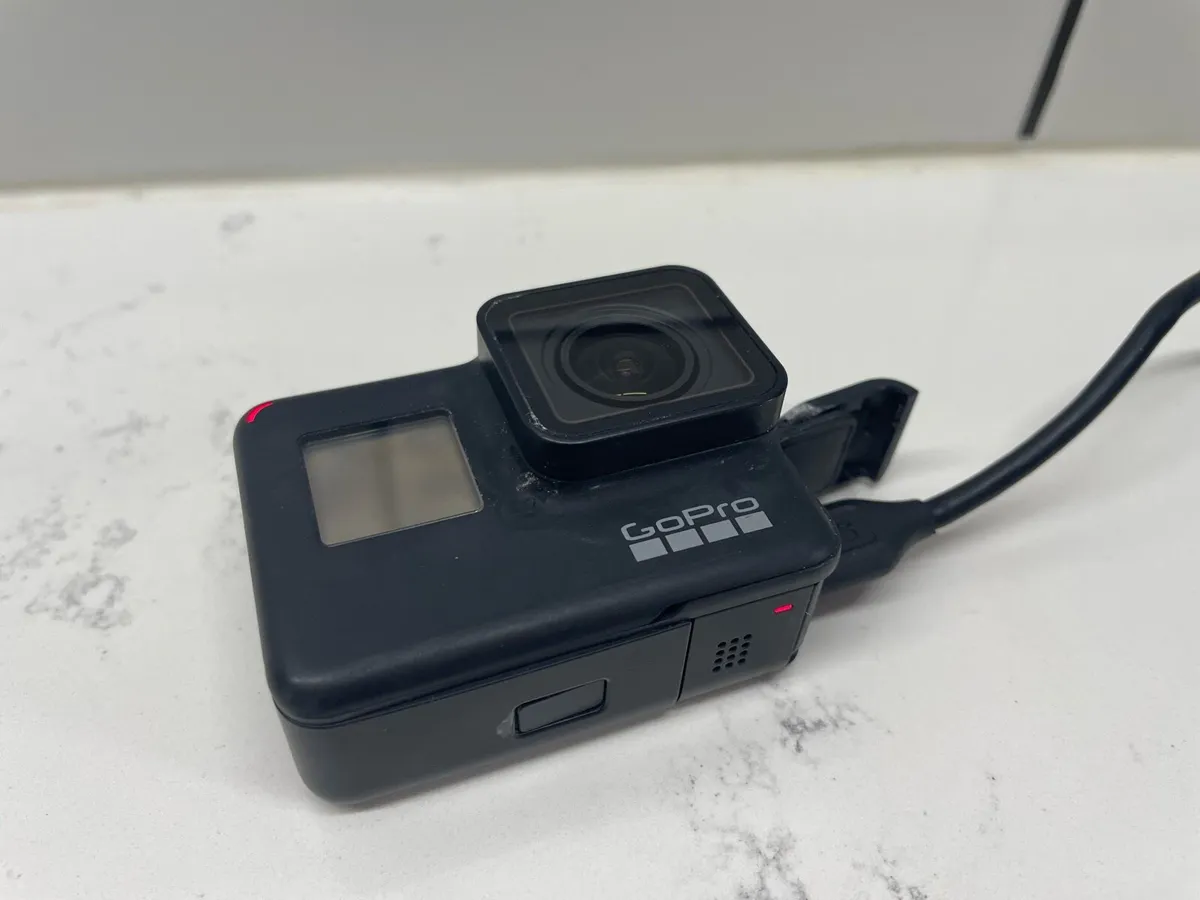 GoPro Hero 7 Black - Image 1