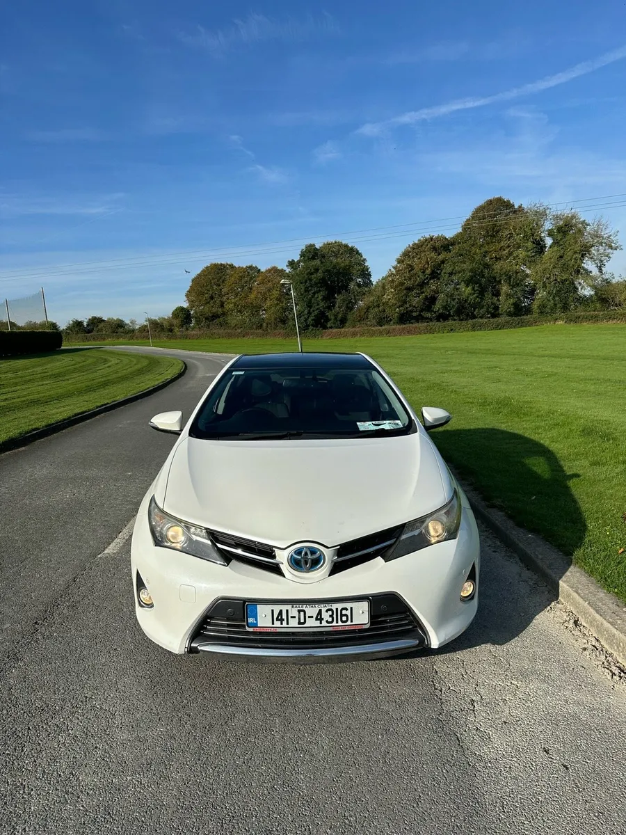 Toyota Auris Hybrid 2014 TAX/NCT 04/26 - Image 2