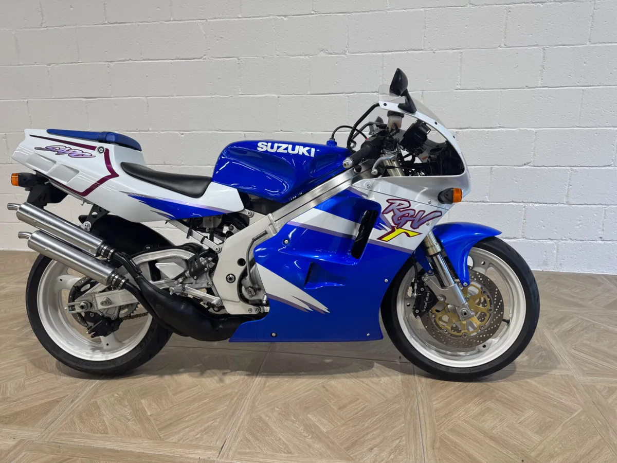 Suzuki RGV250R - Image 2