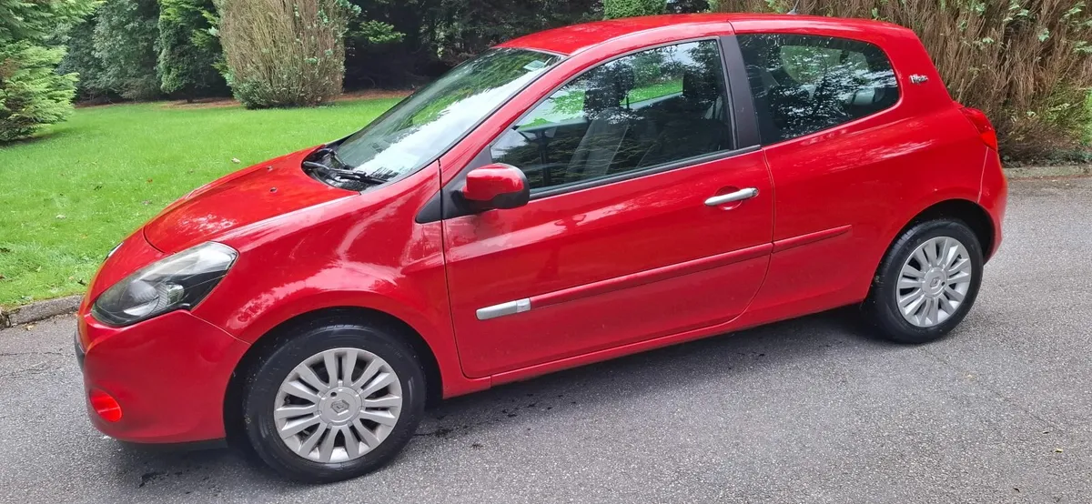 11,Renault Clio ,   LOW MLS,    Nct 3/26 - Image 4