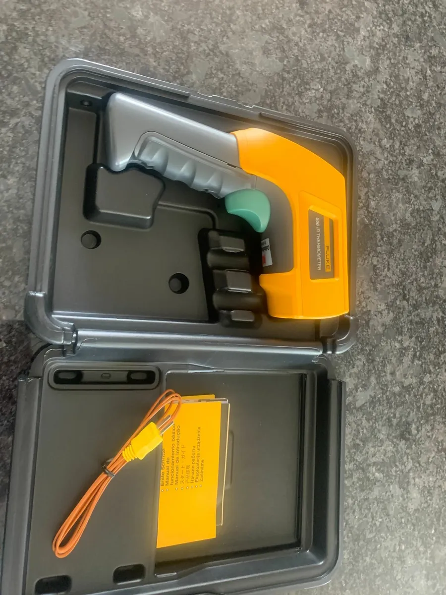 Fluke Digital infrared and Contact Thermometer - Image 4