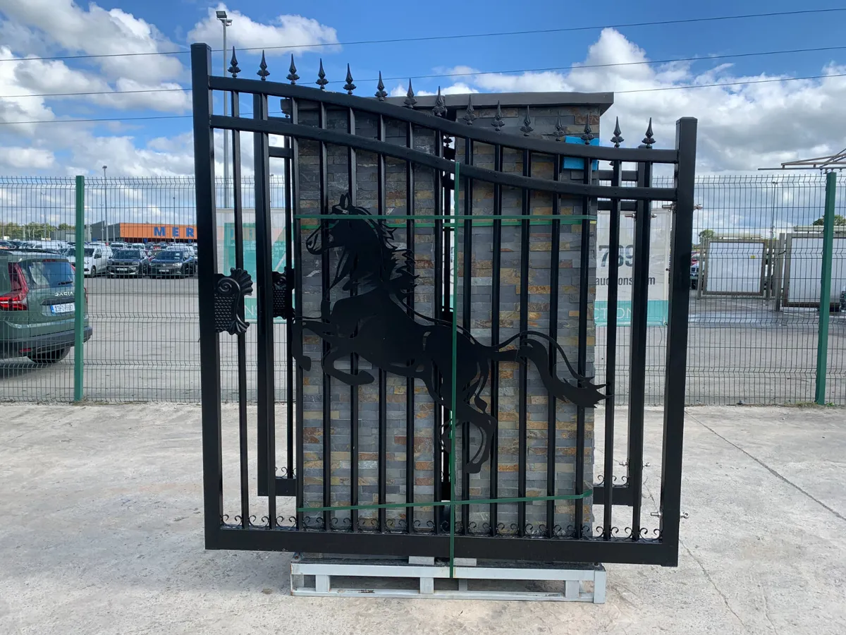NEW 17FT IRON GATES & PILLARS FOR AUCTION - NAAS - Image 1
