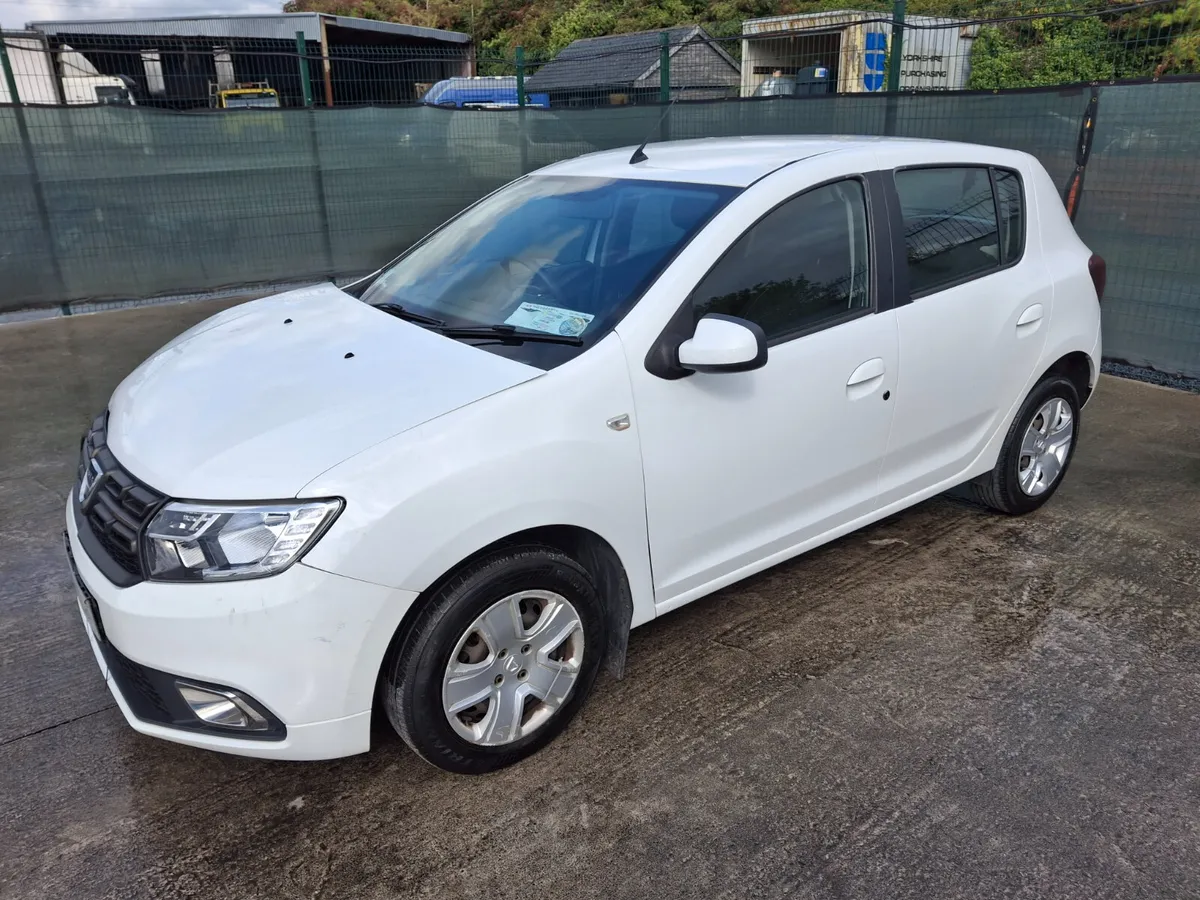172  Dacia Sandero Signature 1.0 Petrol - Image 2
