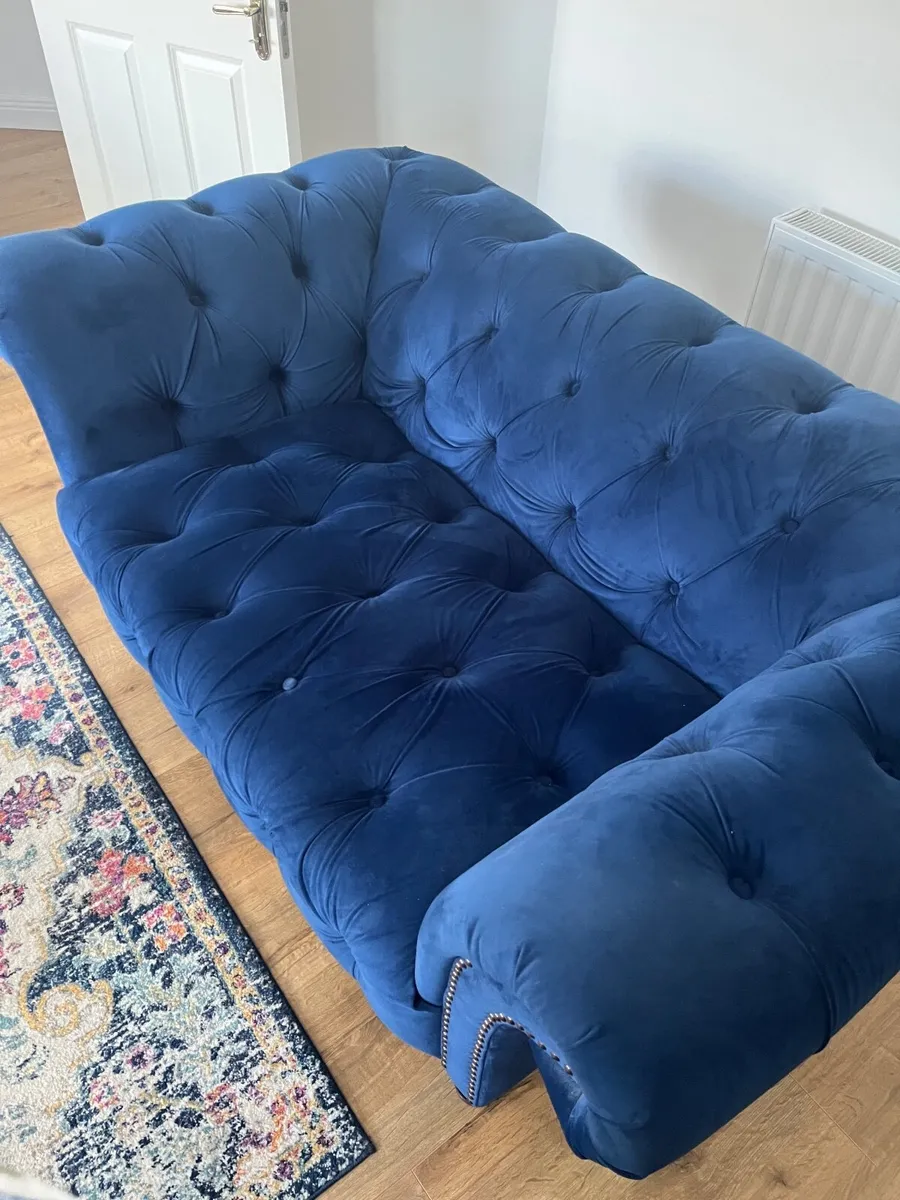 Sofa 2 seater blue velvet - Image 1