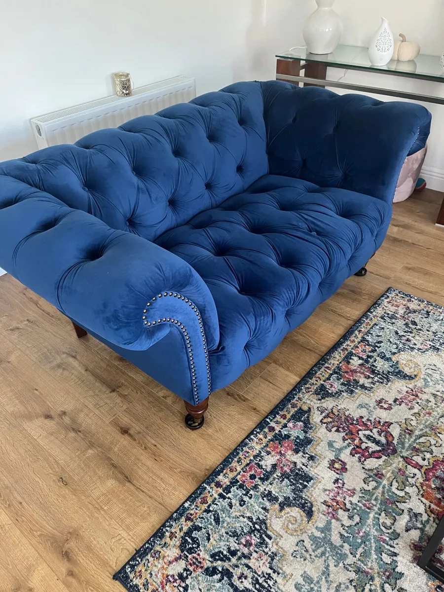 Sofa 2 seater blue velvet - Image 2