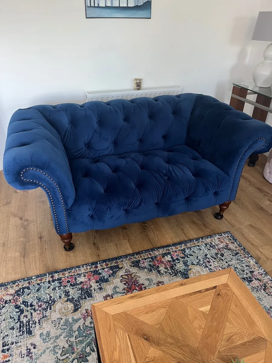 Sofa 2 seater blue velvet - Image 3