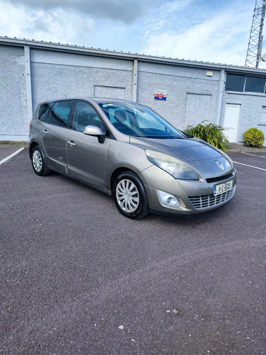 Renault Gran Scenic 1.5dci - Image 1