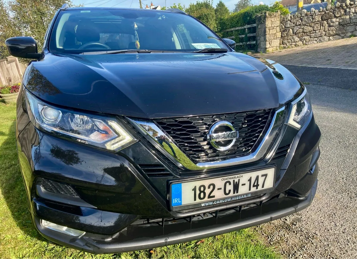 Nissan Qashqai SV 1.2 Petrol Automatic - Image 2