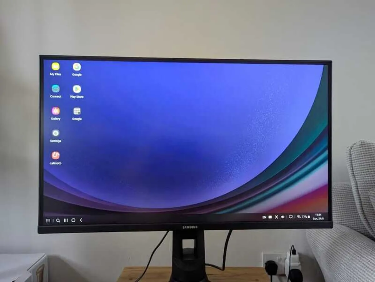 Samsung Odyssey F27G35TFWUX - Image 3