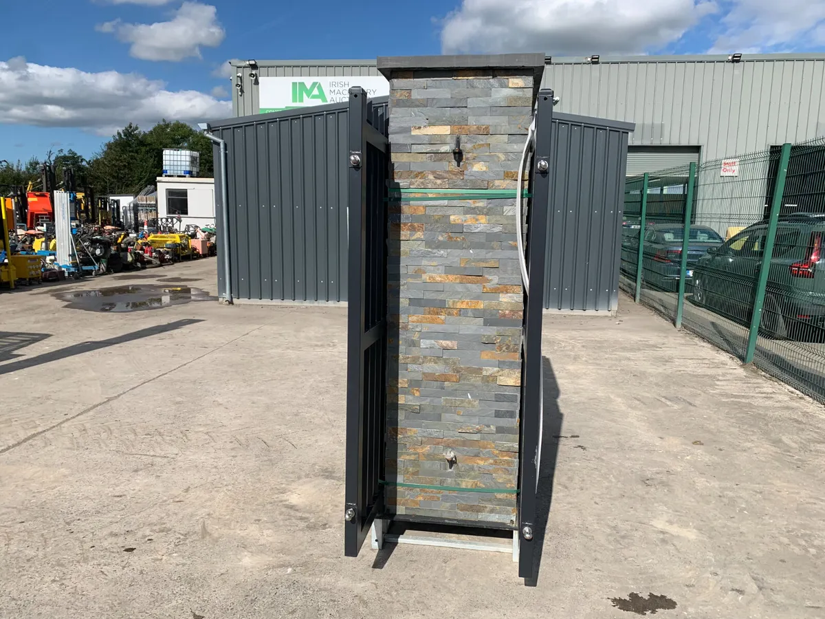 NEW 17FT IRON GATES & PILLARS FOR AUCTION - NAAS - Image 3