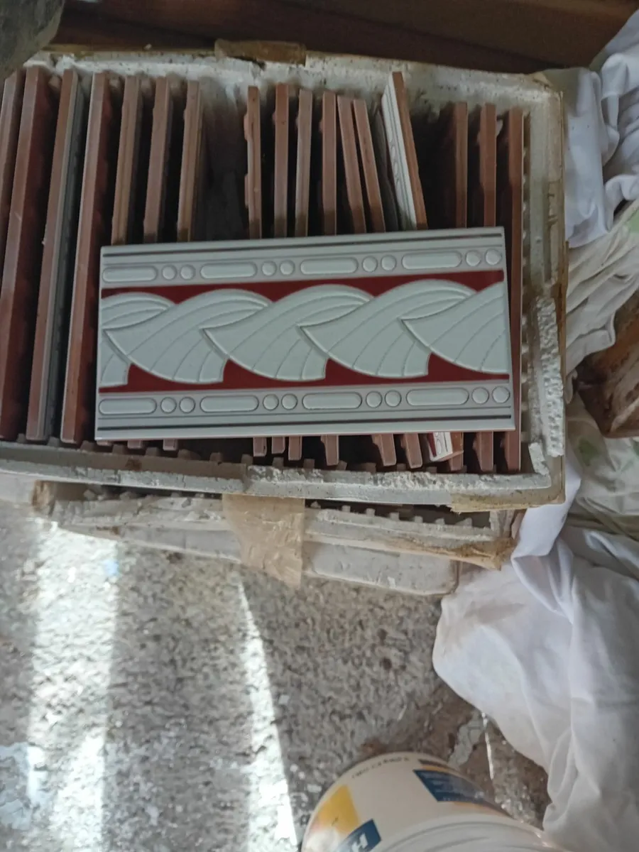 border tiles