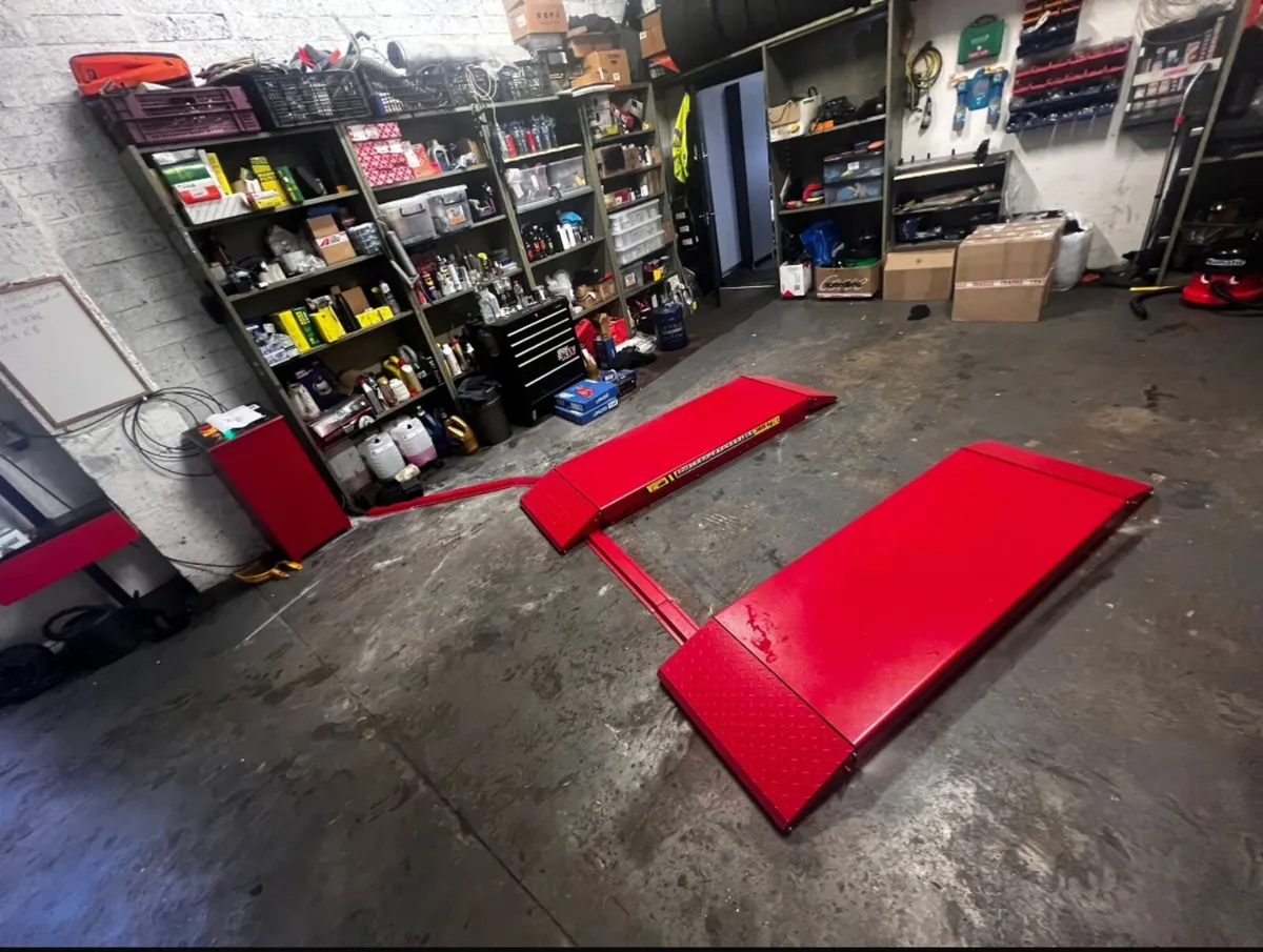 Scissor lift full rise installation available - Image 3