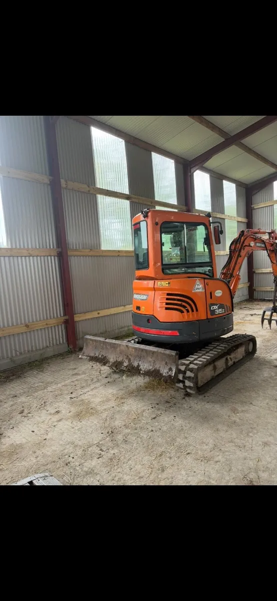 Doosan Dx35z re advertised due to time a waster - Image 3