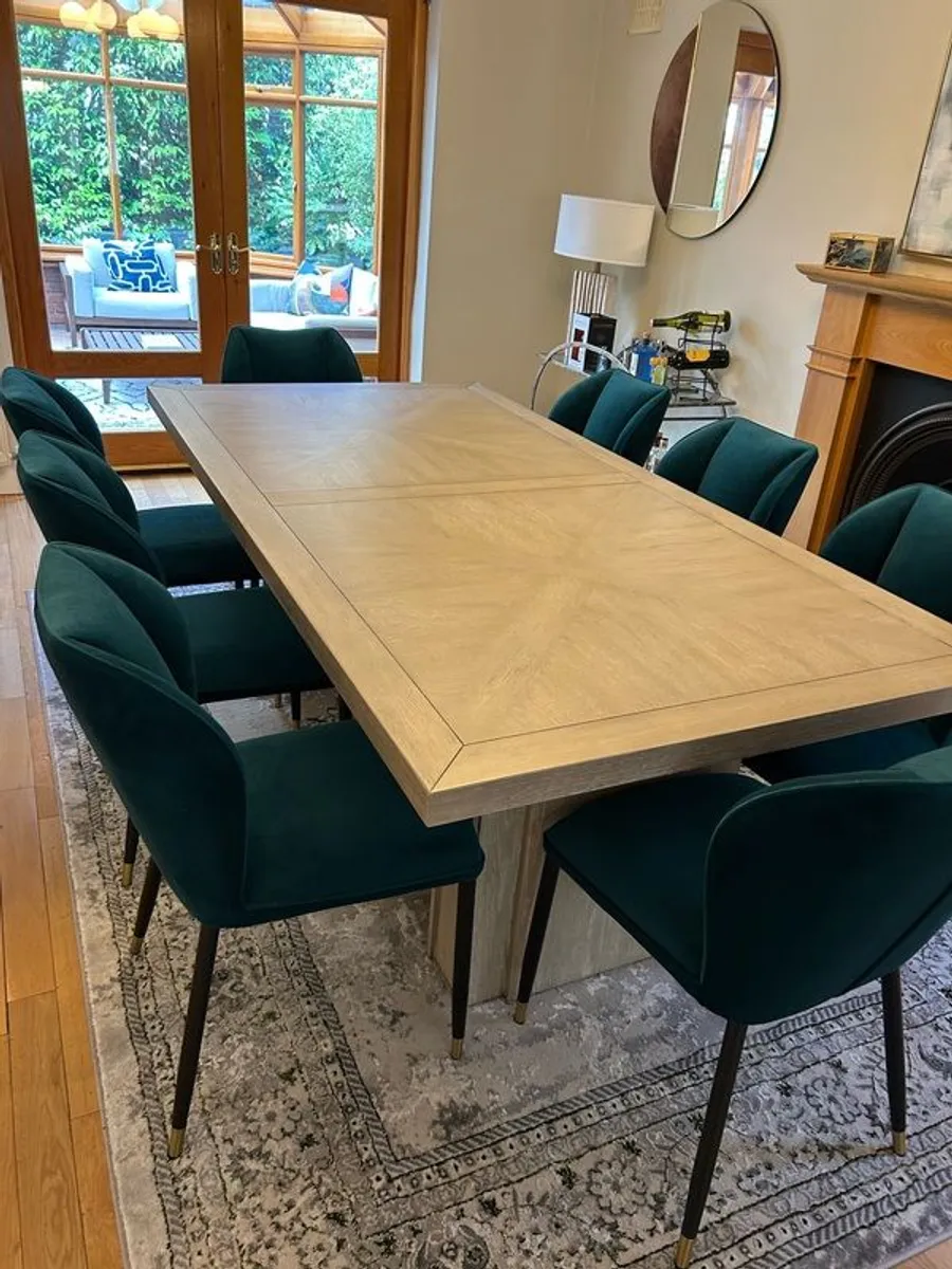 Dining table & chairs - Image 2