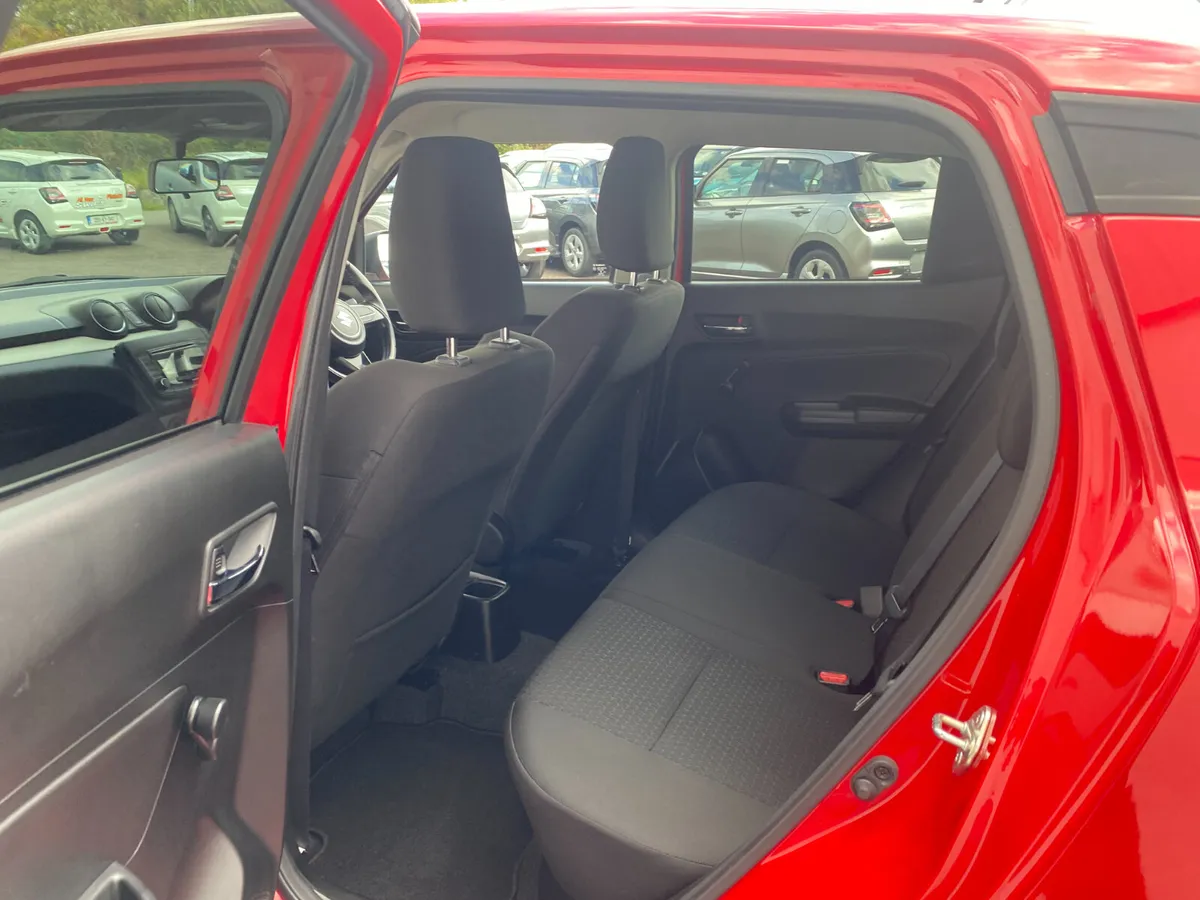 Suzuki Swift 2021, 1.2 petrol,Deposit taken. - Image 4