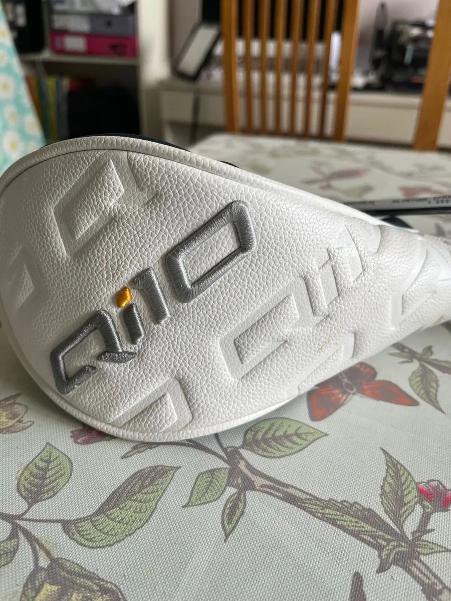 Ladies Taylormade Qi10 5W - Image 1
