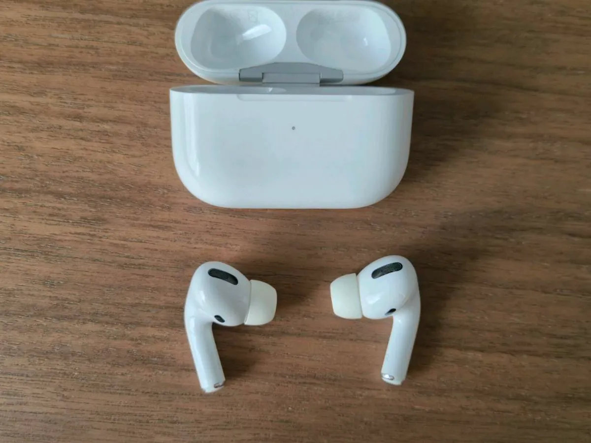 AirPods pro - Image 2