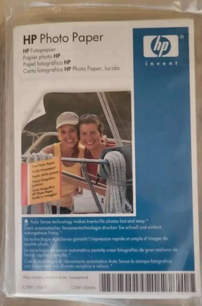 HP Printing Paper 6x4. Glossy photographic paper. - Image 1