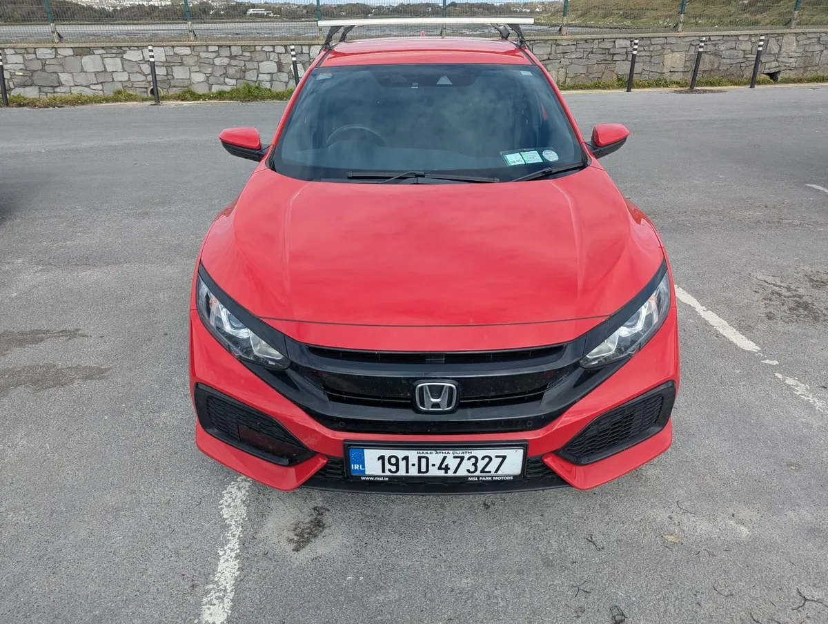 Honda Civic 2019 - Image 3