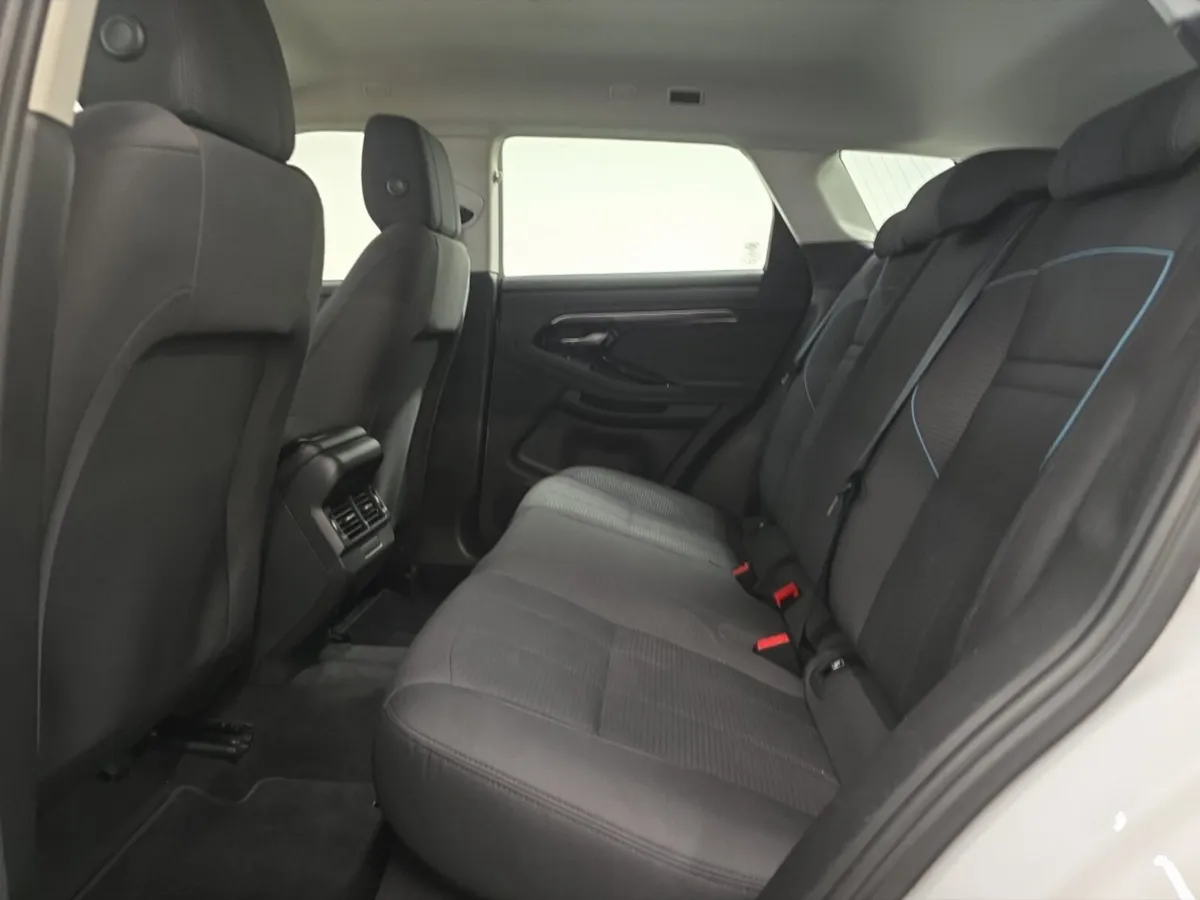 Land Rover Range Rover Evoque Diesel Hatchback - Image 4