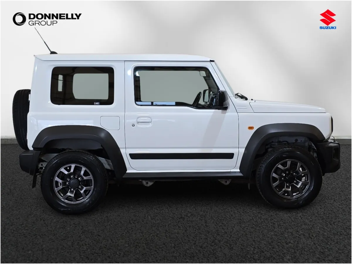Suzuki Jimny Estate SZ5 - Image 3