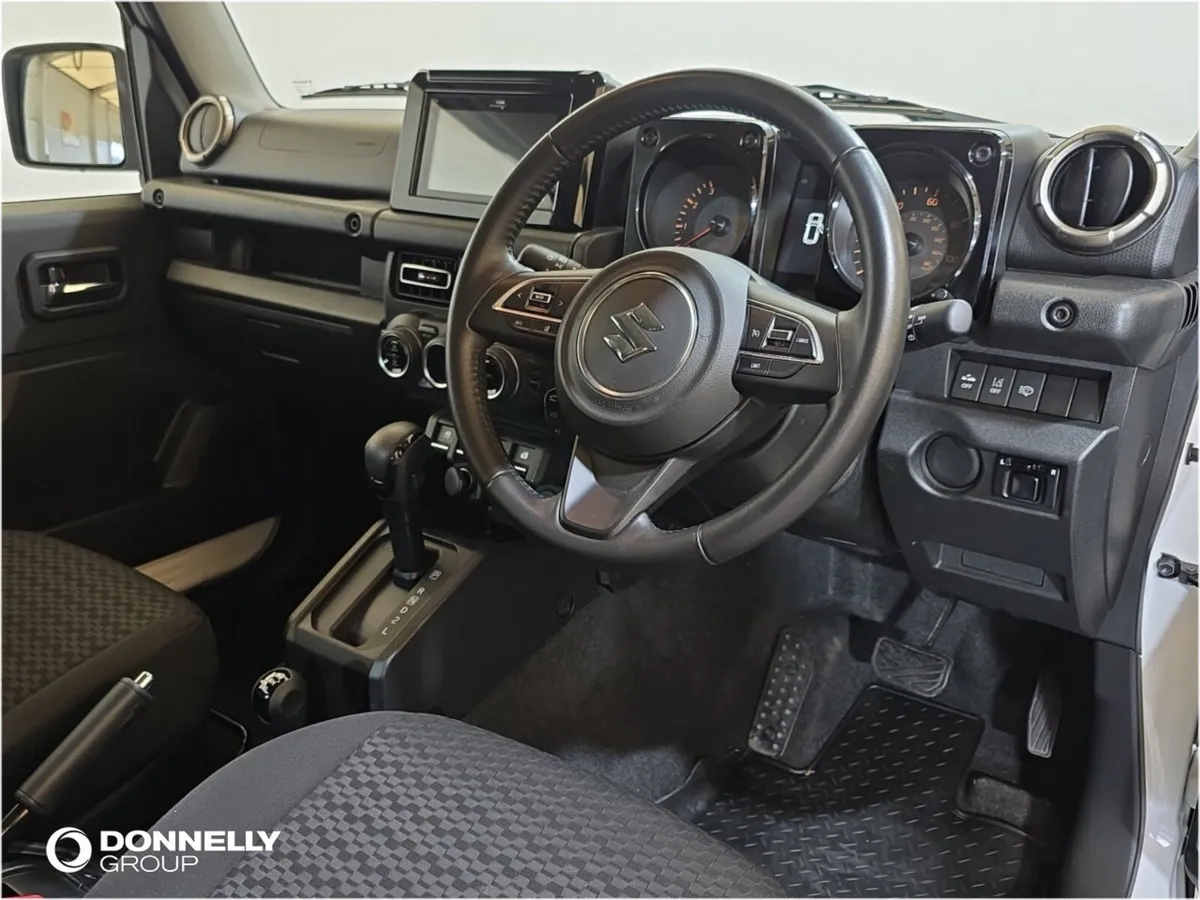 Suzuki Jimny Estate SZ5 - Image 4