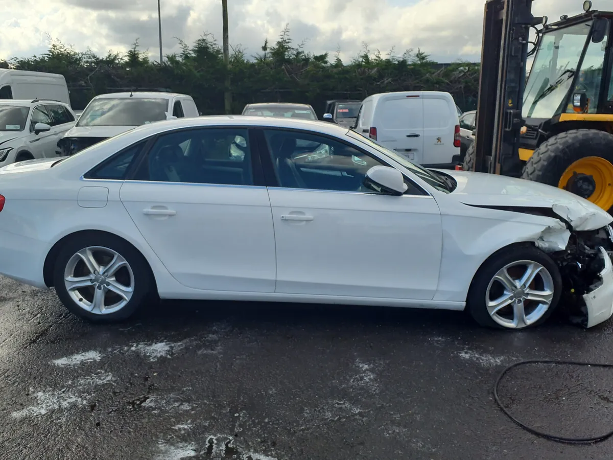 2015 audi a4 Saloon - Image 3