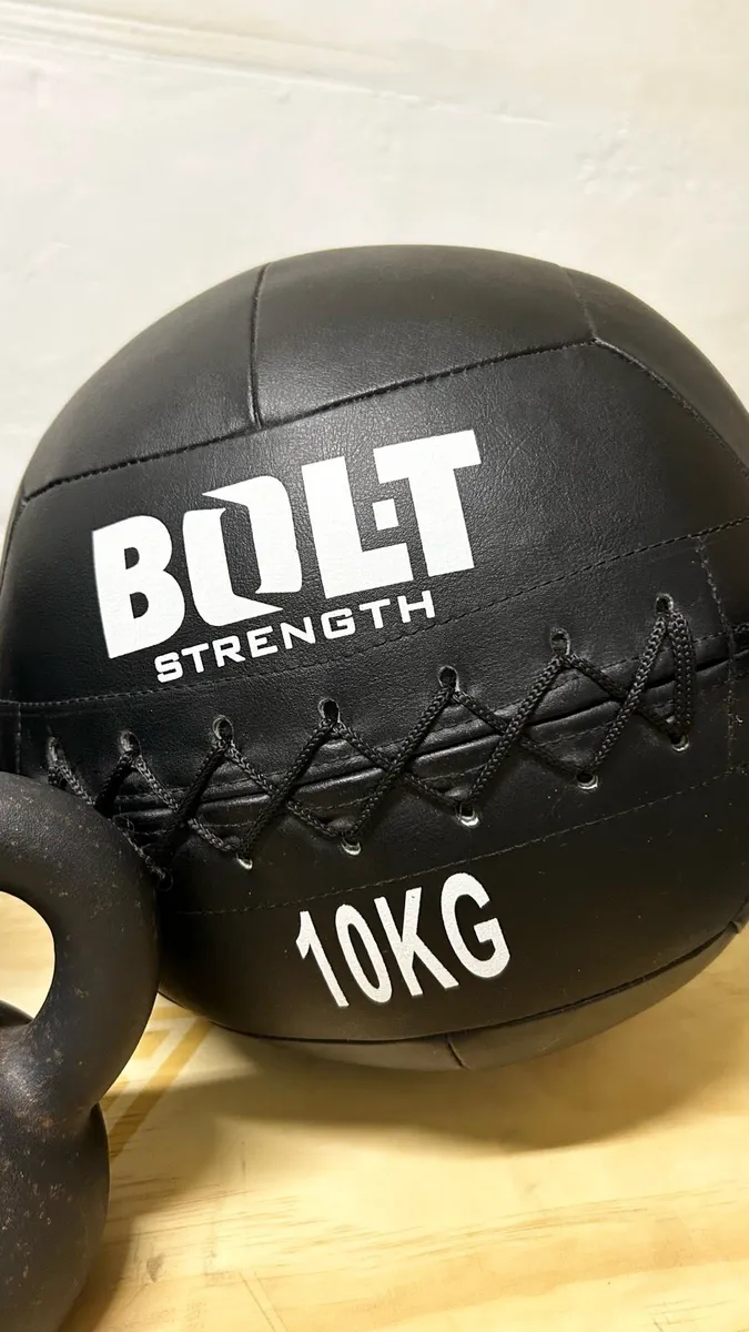Gym Gear - slam ball, wall ball, & kettlebell - Image 4